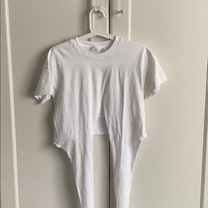 aritzia t shirt